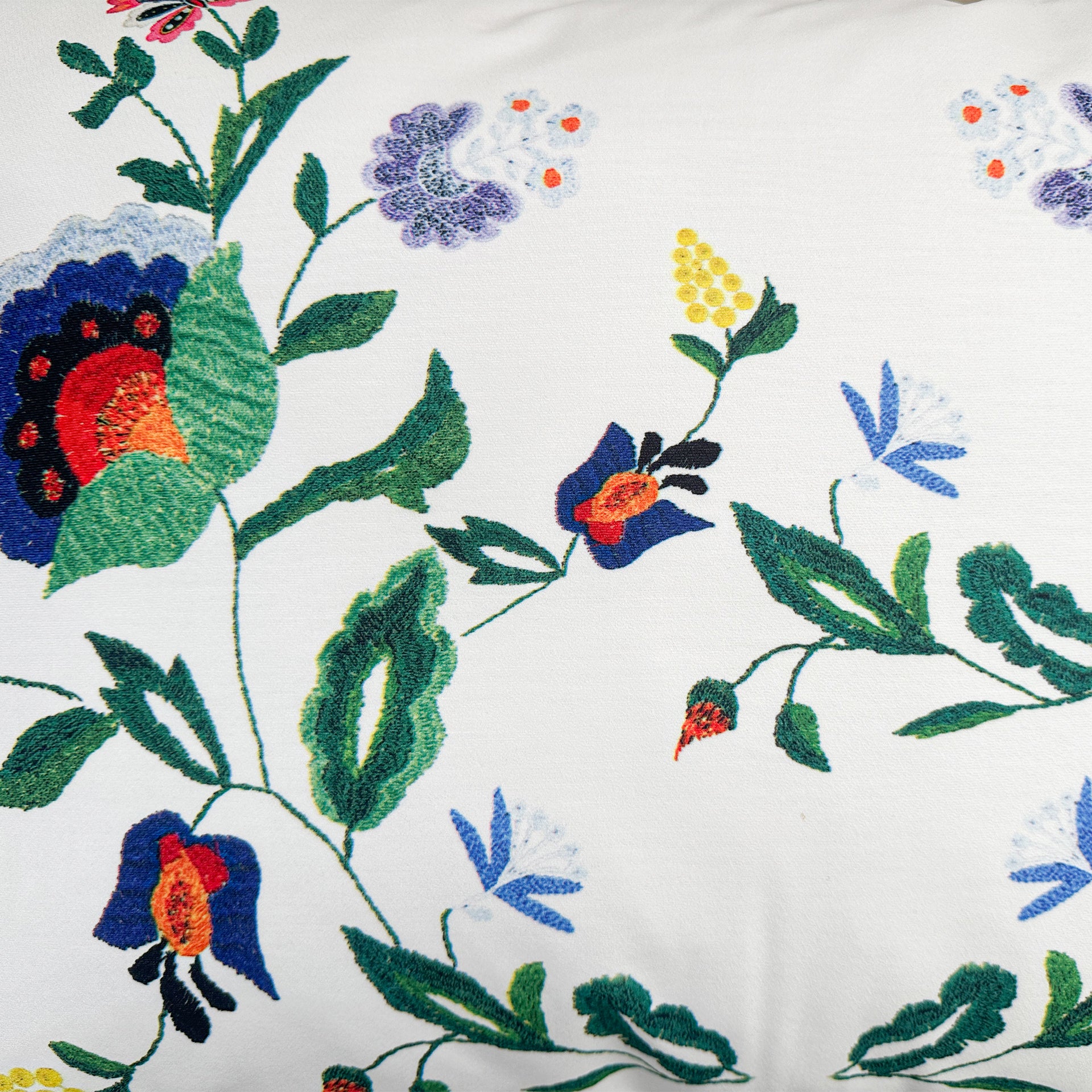 Capa de Almofada Encantos do Traje