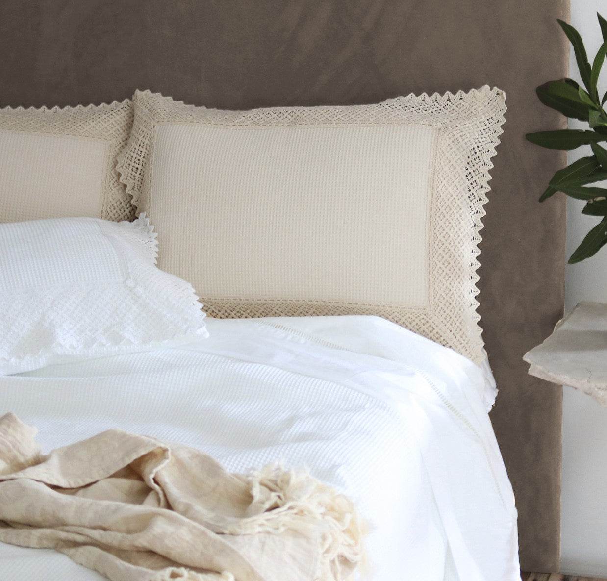 Colcha Favo com Renda - LethesHome