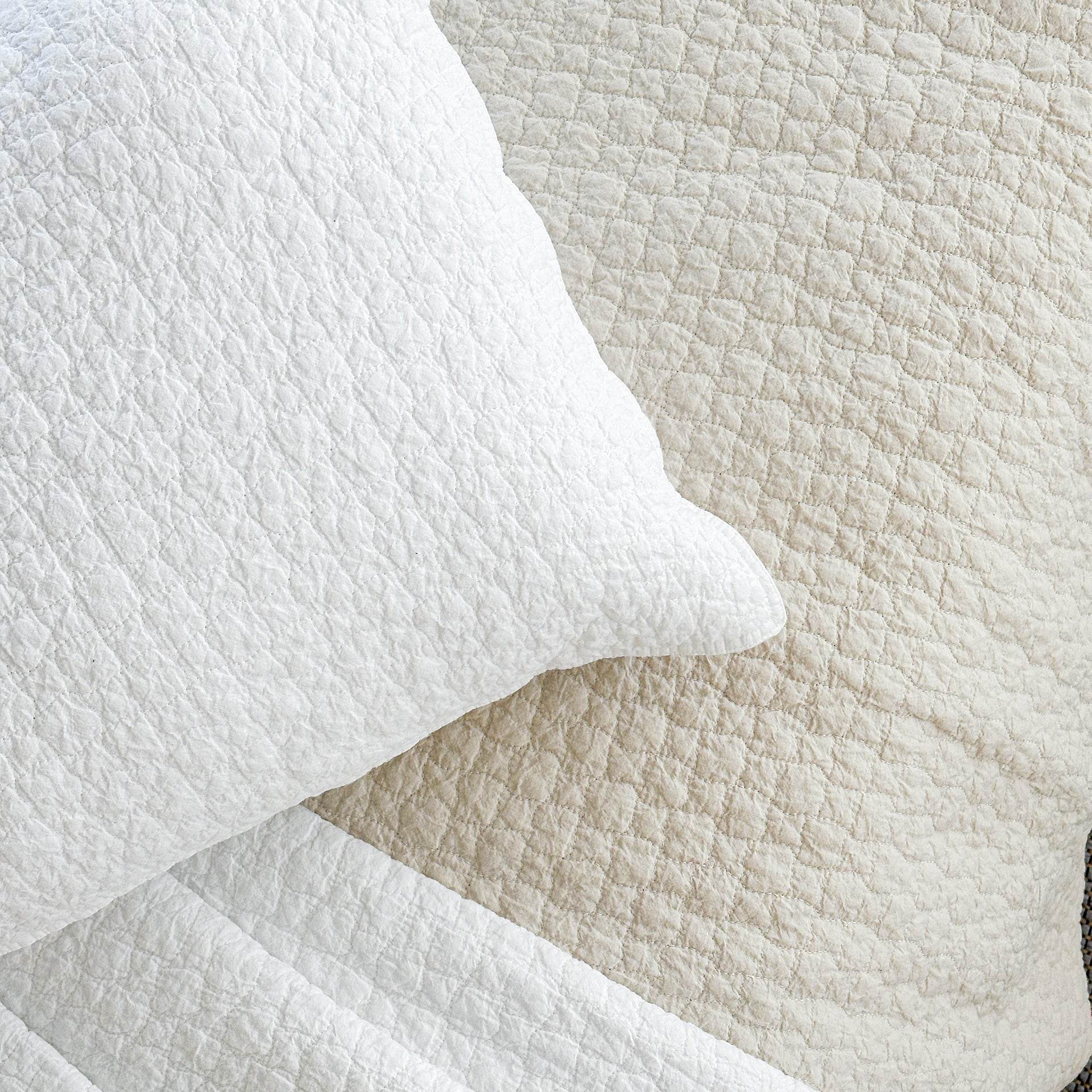 Capa de Almofada Acolchoada Maxime - LethesHome