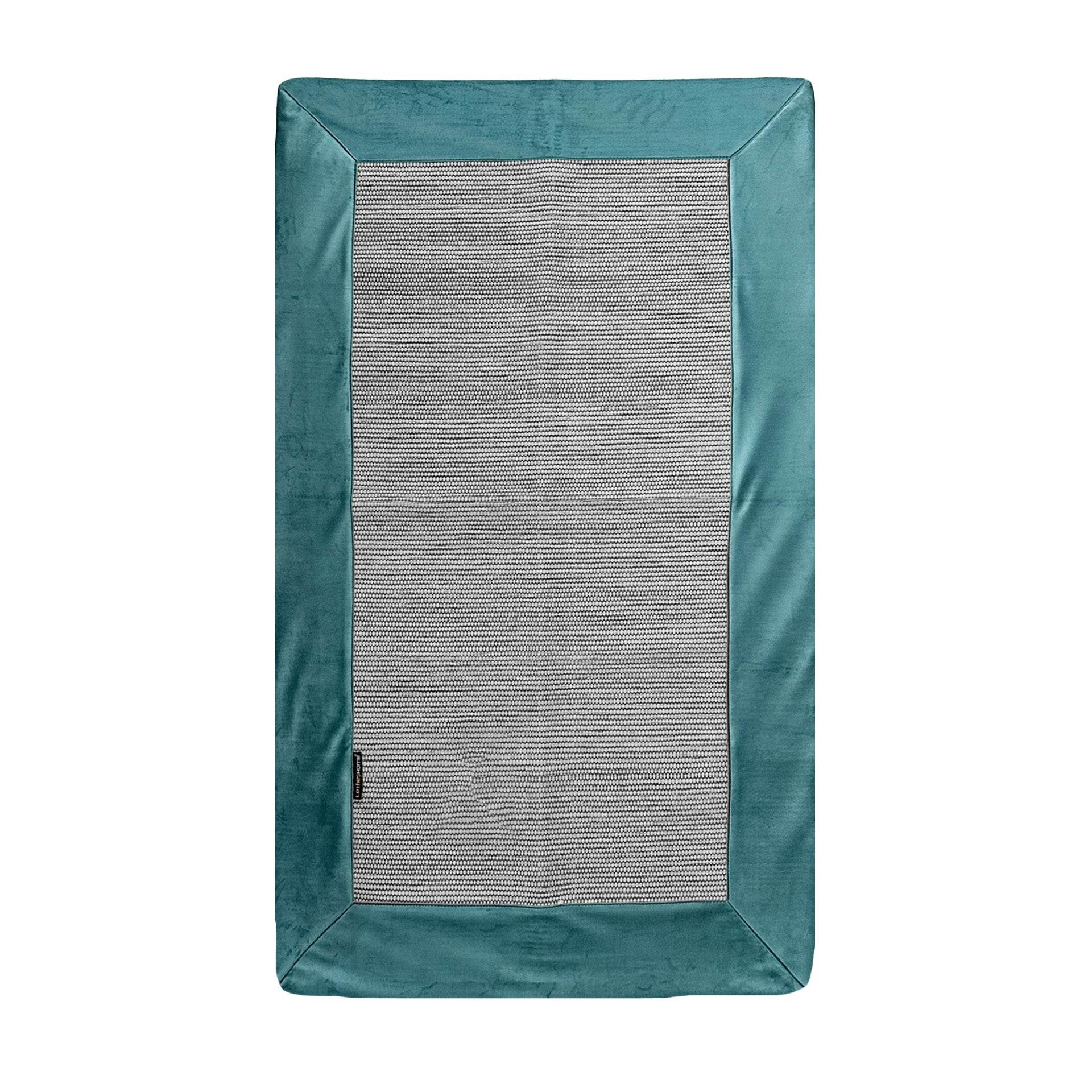 Tapete Cinza com Aplicação Veludo Soft - LethesHome