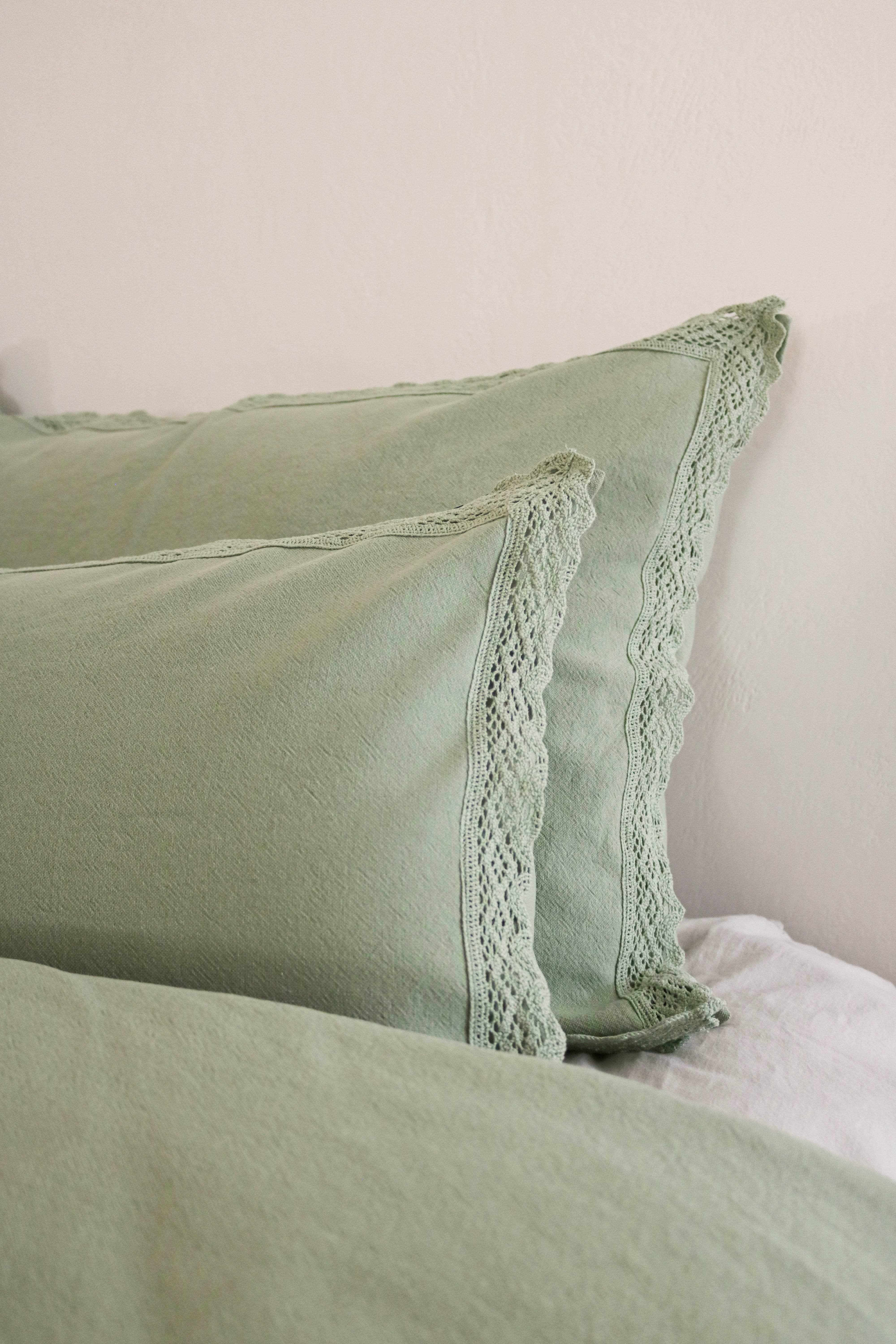 Colcha Acolchoada Tucuman Cor com Renda - LethesHome