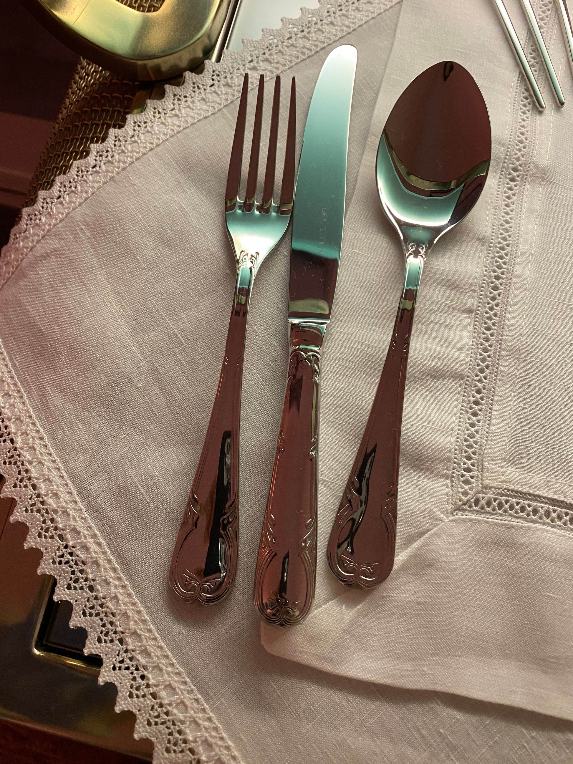 Toalha de Mesa Linen com Renda 1882 - LethesHome