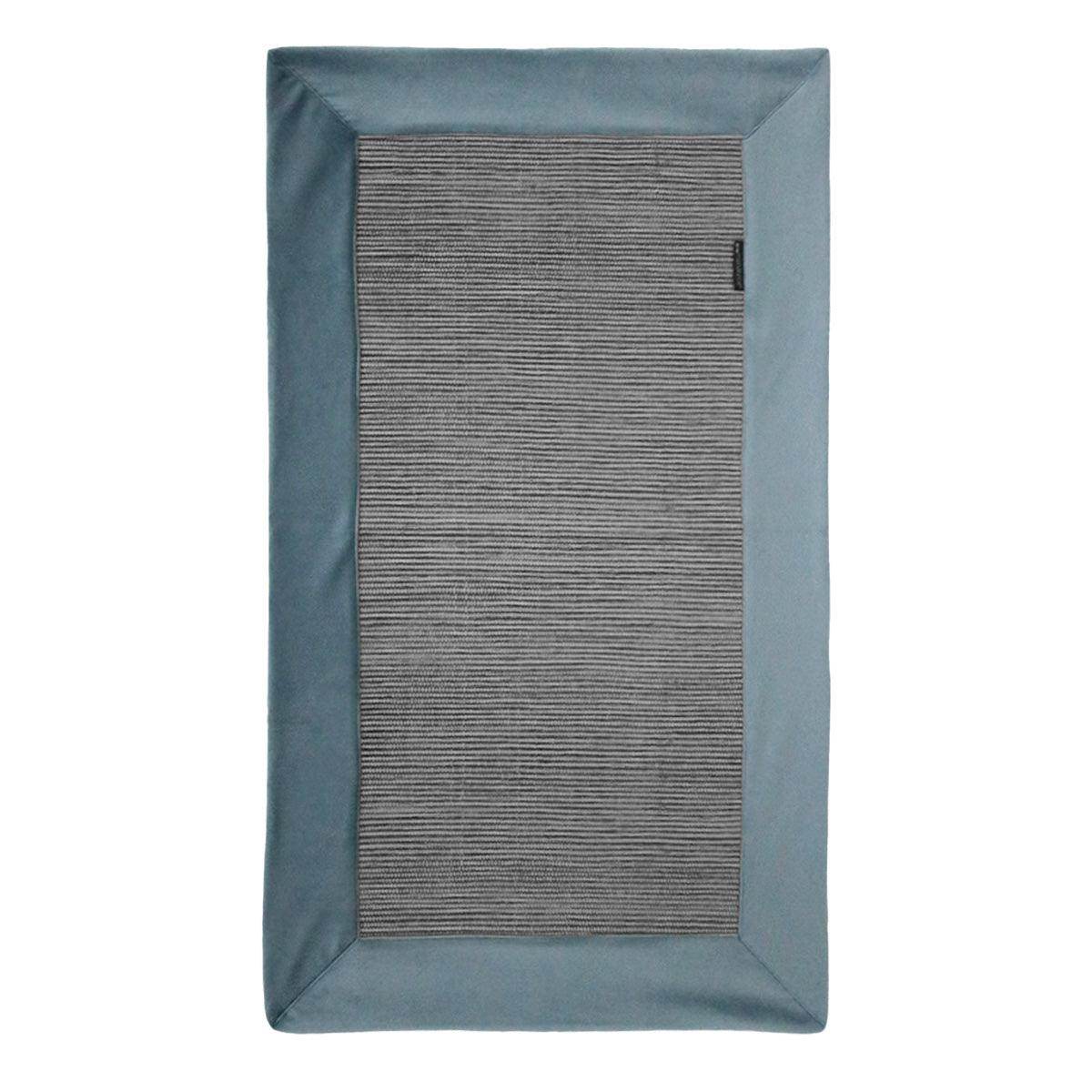 Tapete Cinza com Aplicação Veludo Soft - LethesHome