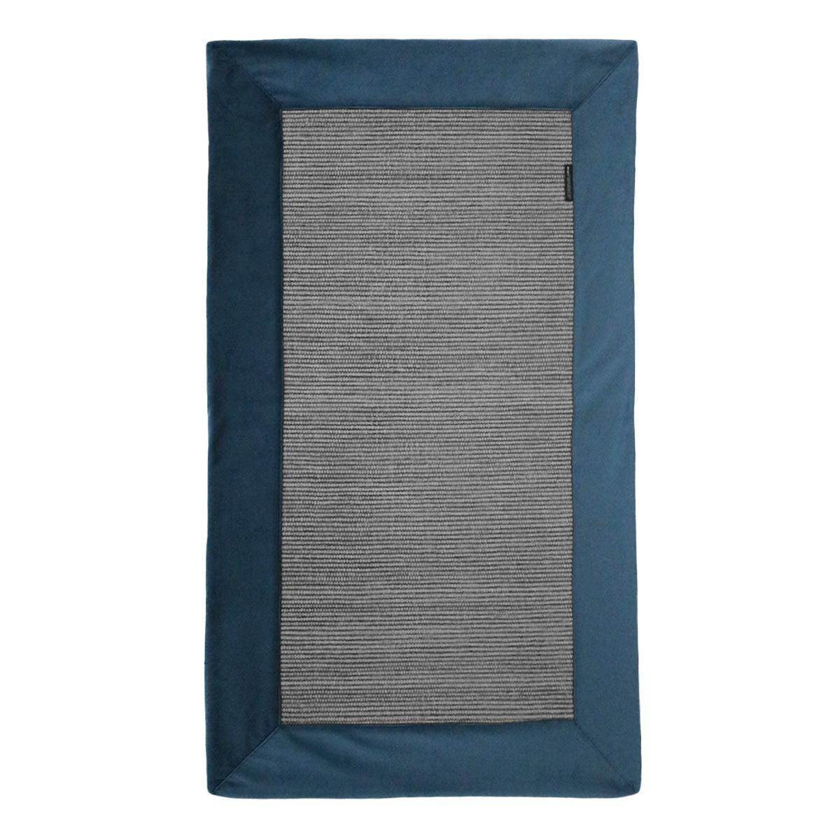 Tapete Cinza com Aplicação Veludo Soft - LethesHome